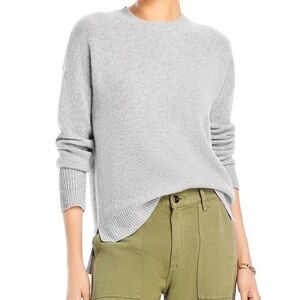 Bloomingdale's AQUA Gray Crew Neck Cashmere Sweater